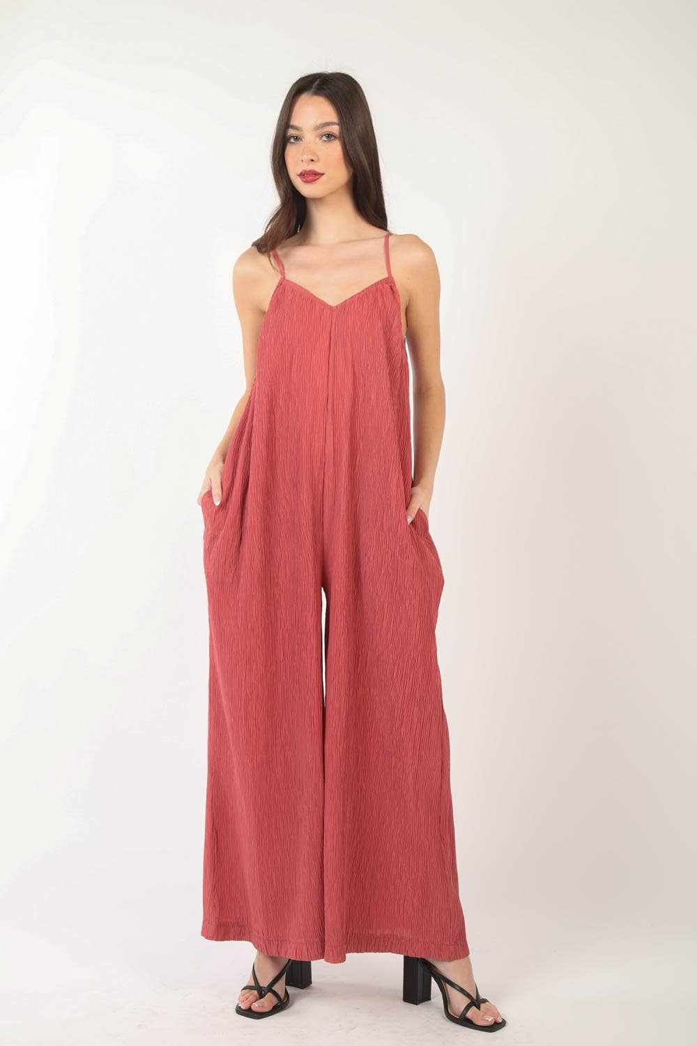 NP70209-Sleeveless Pleated Wide Leg Jumpsuit w/ Pockets